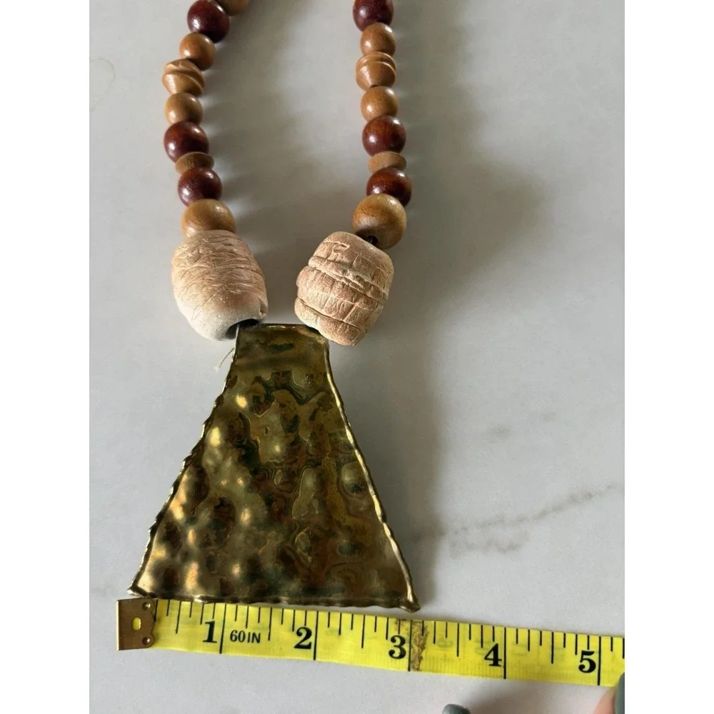 Vintage Chunky Wood Bead Necklace Hammered Brass LG Pendant Boho Statement 10" - Picture 4 of 7